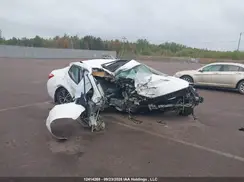 2T1BURHE7JC098338 2018 TOYOTA COROLLA