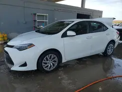 2T1BURHE7JC101609 2018 TOYOTA COROLLA