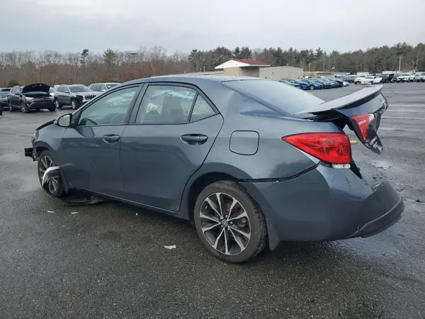2T1BURHE7JC102338 2018 TOYOTA COROLLA - Image 2
