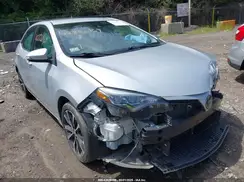 2T1BURHE7JC104929 2018 TOYOTA COROLLA