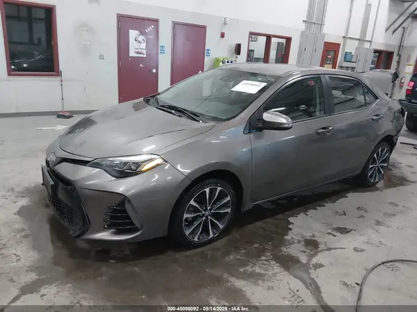 2T1BURHE7JC107426 2018 TOYOTA COROLLA - Image 2
