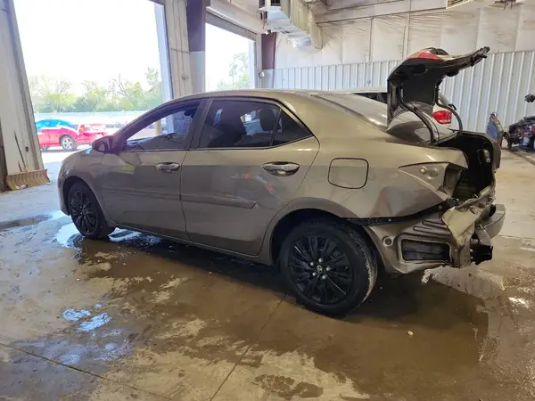 2T1BURHE7JC108821 2018 TOYOTA COROLLA - Image 2