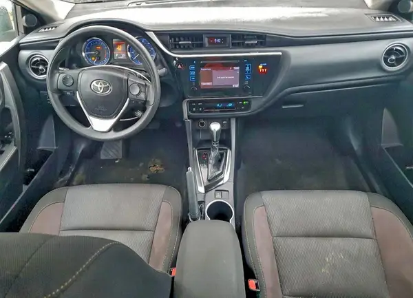 2T1BURHE7JC110651 2018 TOYOTA COROLLA - Image 8