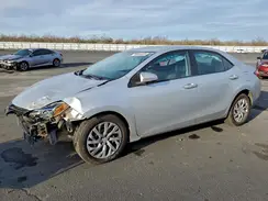 2T1BURHE7JC111489 2018 TOYOTA COROLLA