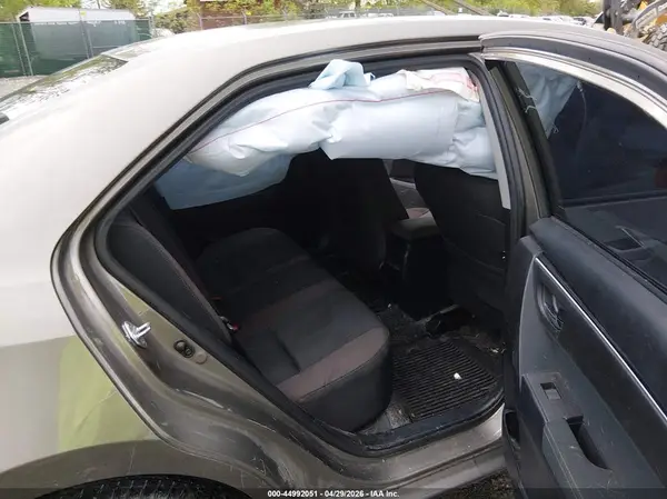 2T1BURHE7JC113243 2018 TOYOTA COROLLA - Image 8