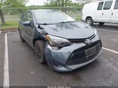 2T1BURHE7JC113386 2018 TOYOTA COROLLA