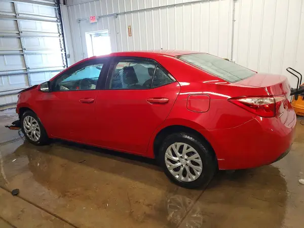 2T1BURHE7JC113873 2018 TOYOTA COROLLA - Image 2