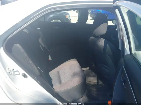 2T1BURHE7JC114005 2018 TOYOTA COROLLA - Image 8