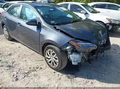2T1BURHE7JC114439 2018 TOYOTA COROLLA