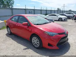 2T1BURHE7JC114585 2018 TOYOTA COROLLA