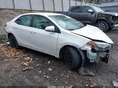 2T1BURHE7JC114781 2018 TOYOTA COROLLA