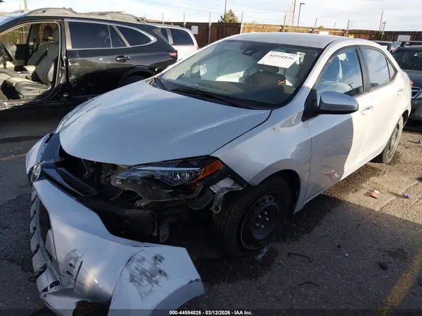 2T1BURHE7JC116515 2018 TOYOTA COROLLA - Image 2