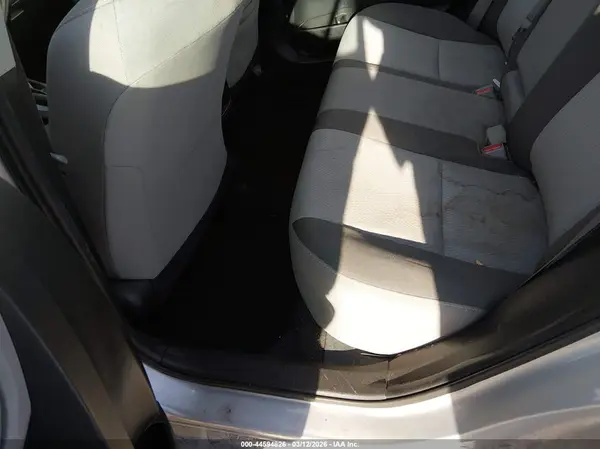 2T1BURHE7JC116515 2018 TOYOTA COROLLA - Image 8