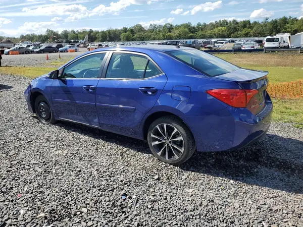 2T1BURHE7JC116563 2018 TOYOTA COROLLA - Image 2