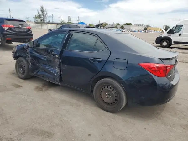 2T1BURHE7JC121147 2018 TOYOTA COROLLA - Image 2