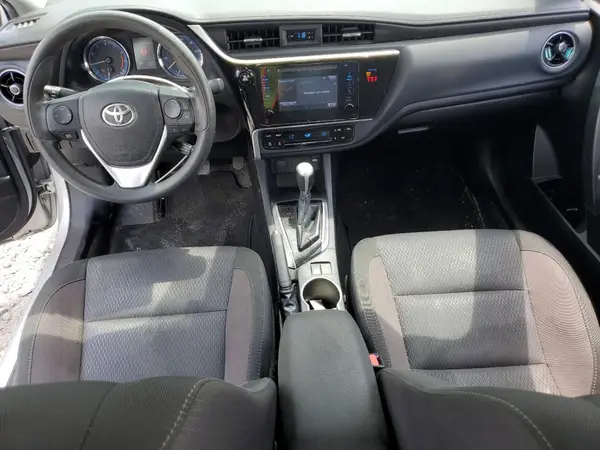 2T1BURHE7JC121813 2018 TOYOTA COROLLA - Image 8