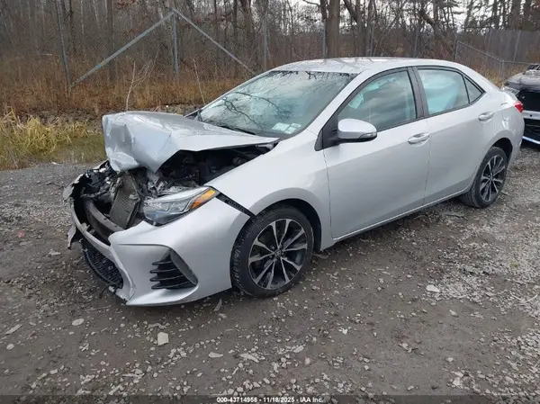 2T1BURHE7JC972588 2018 TOYOTA COROLLA - Image 2