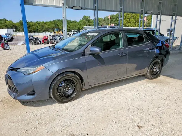 2T1BURHE7JC973398 2018 TOYOTA COROLLA - Image 1