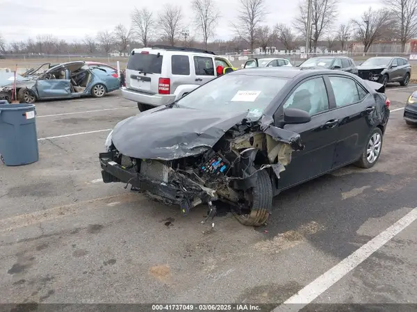 2T1BURHE7JC973790 2018 TOYOTA COROLLA - Image 2