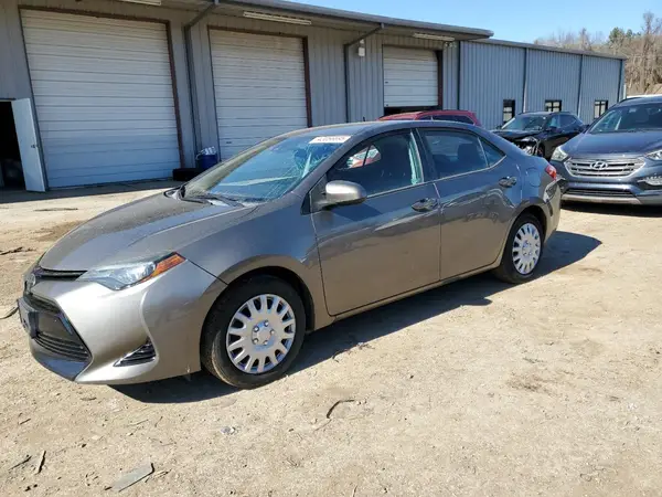 2T1BURHE7JC974079 2018 TOYOTA COROLLA - Image 1