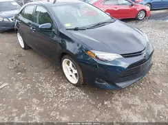 2T1BURHE7JC975555 2018 TOYOTA COROLLA