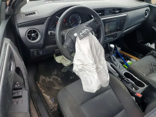 2T1BURHE7JC976270 2018 TOYOTA COROLLA - Image 8