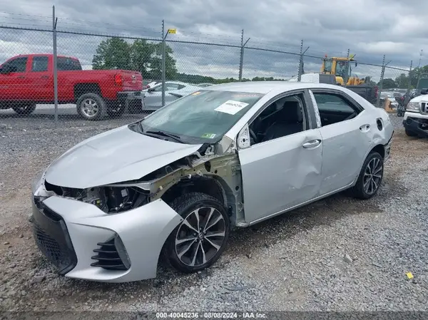 2T1BURHE7JC976348 2018 TOYOTA COROLLA - Image 2