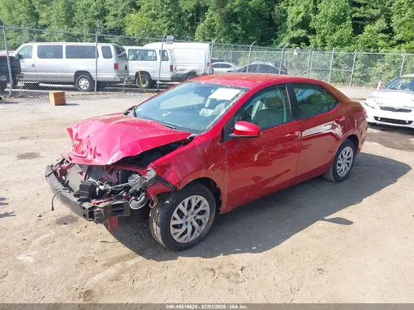 2T1BURHE7JC976852 2018 TOYOTA COROLLA - Image 2