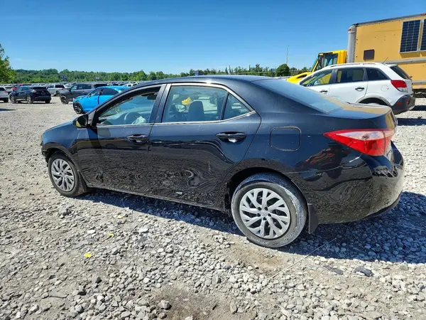 2T1BURHE7JC979511 2018 TOYOTA COROLLA - Image 2
