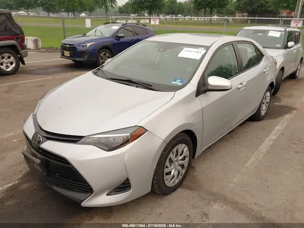 2T1BURHE7JC981551 2018 TOYOTA COROLLA - Image 2