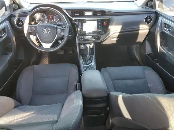 2T1BURHE7JC981565 2018 TOYOTA COROLLA - Image 8
