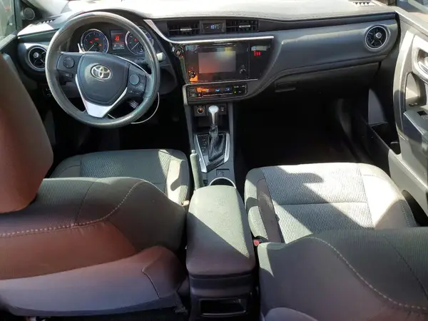 2T1BURHE7JC988256 2018 TOYOTA COROLLA - Image 8
