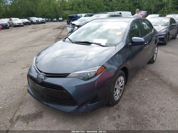2T1BURHE7JC988435 2018 TOYOTA COROLLA - Image 2