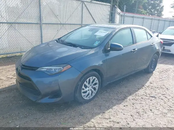 2T1BURHE7JC990394 2018 TOYOTA COROLLA - Image 2