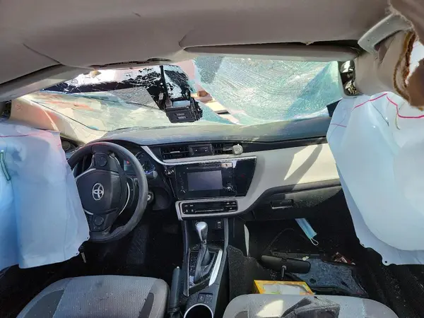 2T1BURHE7JC993781 2018 TOYOTA COROLLA - Image 8