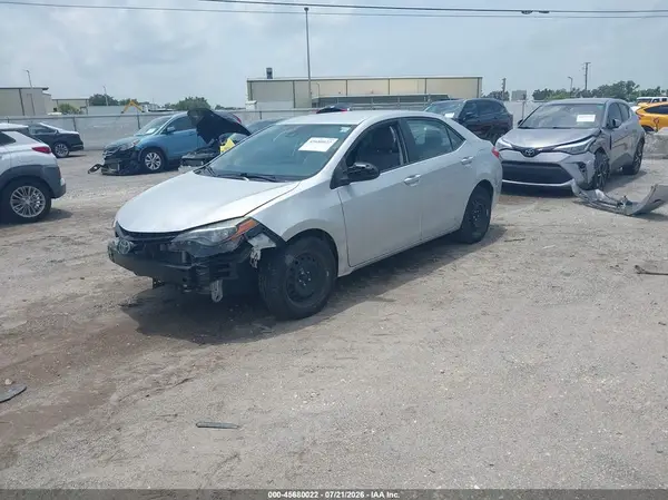 2T1BURHE7JC996163 2018 TOYOTA COROLLA - Image 2