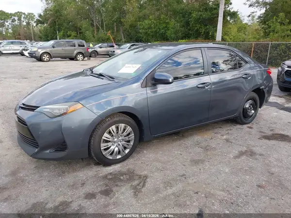 2T1BURHE7JC997278 2018 TOYOTA COROLLA - Image 2