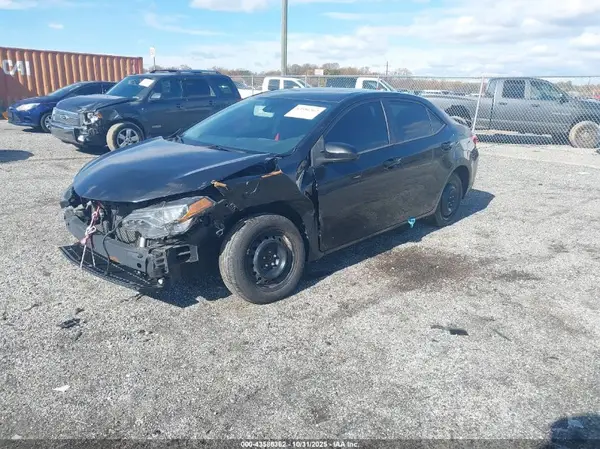 2T1BURHE7KC125152 2019 TOYOTA COROLLA - Image 2
