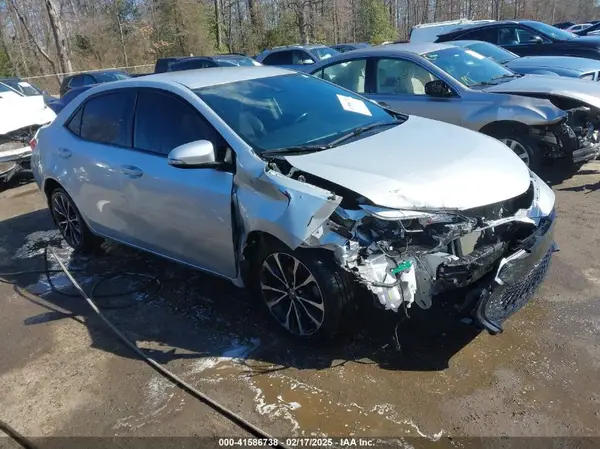2T1BURHE7KC127533 2019 TOYOTA COROLLA - Image 1