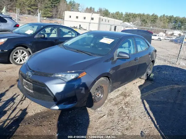 2T1BURHE7KC141268 2019 TOYOTA COROLLA - Image 2