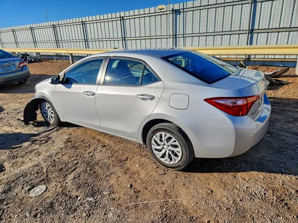2T1BURHE7KC144588 2019 TOYOTA COROLLA - Image 2