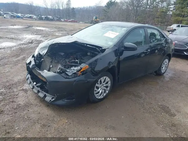 2T1BURHE7KC146101 2019 TOYOTA COROLLA - Image 2