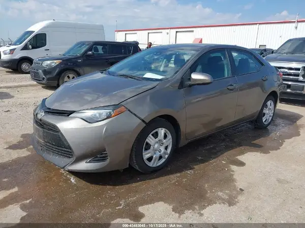 2T1BURHE7KC152125 2019 TOYOTA COROLLA - Image 2