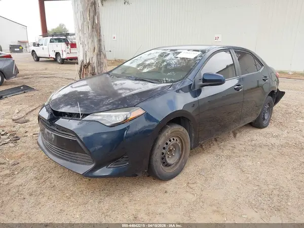 2T1BURHE7KC155221 2019 TOYOTA COROLLA - Image 2
