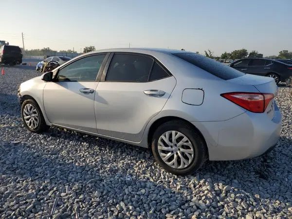 2T1BURHE7KC156837 2019 TOYOTA COROLLA - Image 2