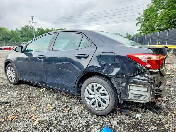 2T1BURHE7KC164968 2019 TOYOTA COROLLA - Image 2