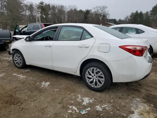 2T1BURHE7KC183424 2019 TOYOTA COROLLA - Image 2