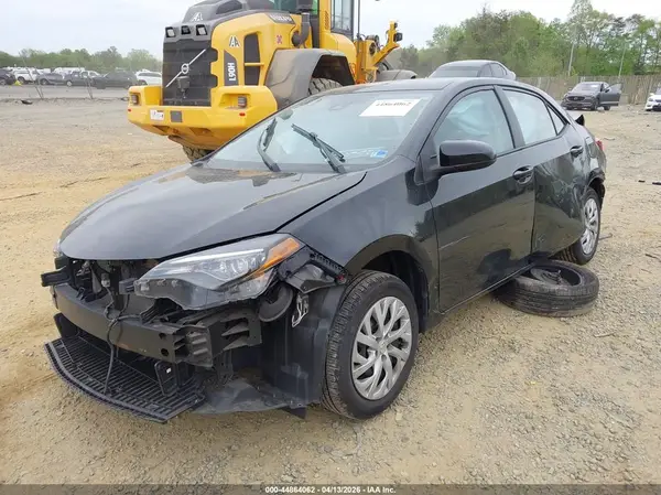 2T1BURHE7KC185643 2019 TOYOTA COROLLA - Image 2