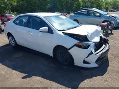 2T1BURHE7KC195038 2019 TOYOTA COROLLA