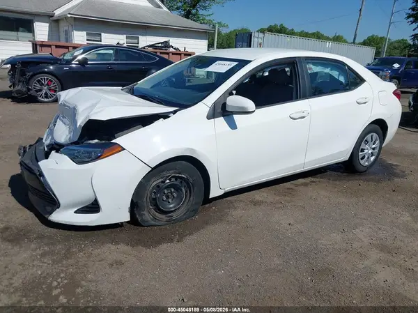 2T1BURHE7KC195038 2019 TOYOTA COROLLA - Image 2